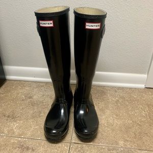 Hunter Gloss Rainboots size 6